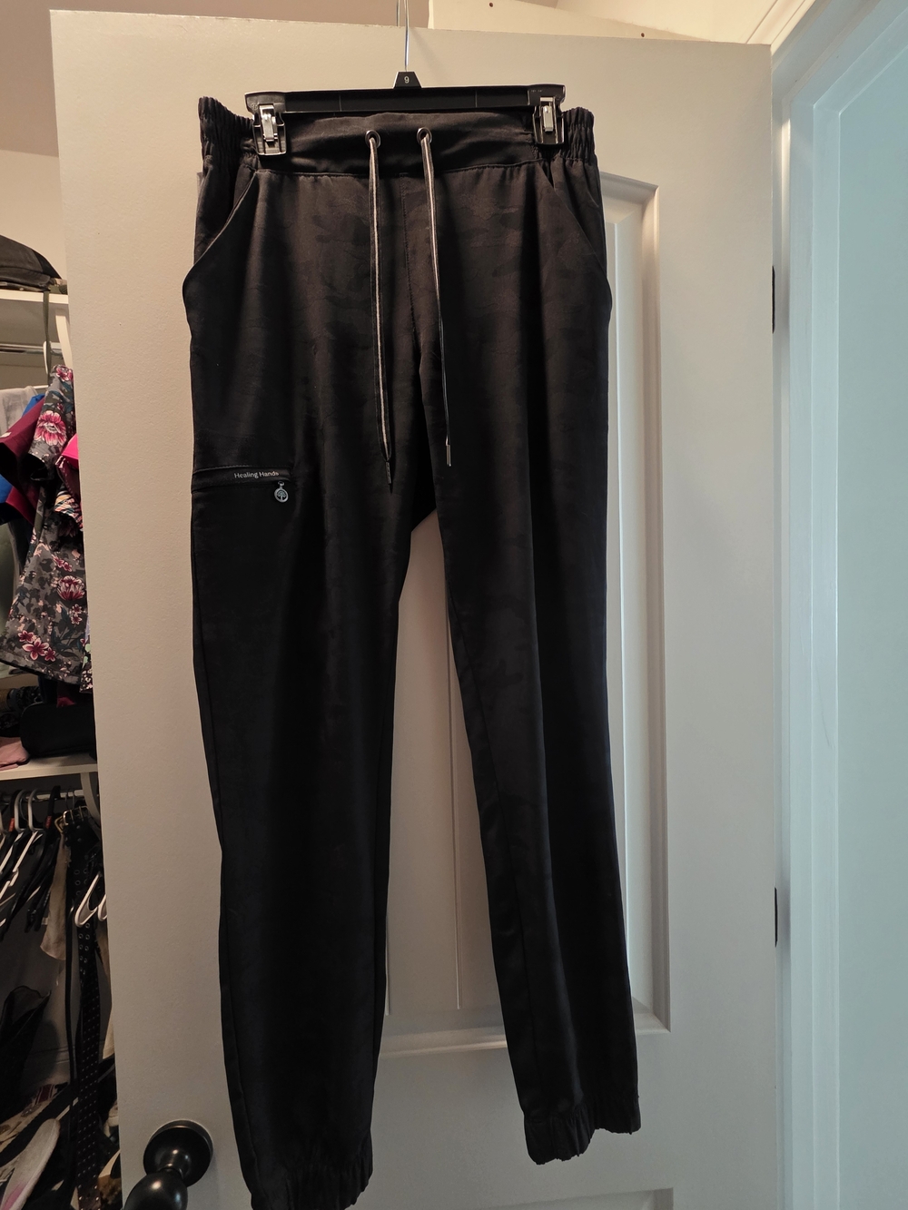 Healing Hands Camo Scrub Pant.